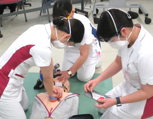 education_img01-06_2022.jpg