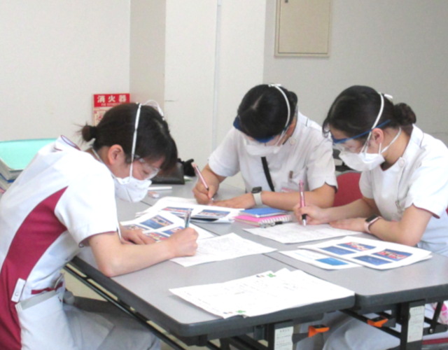education_img02-01_2022.JPG